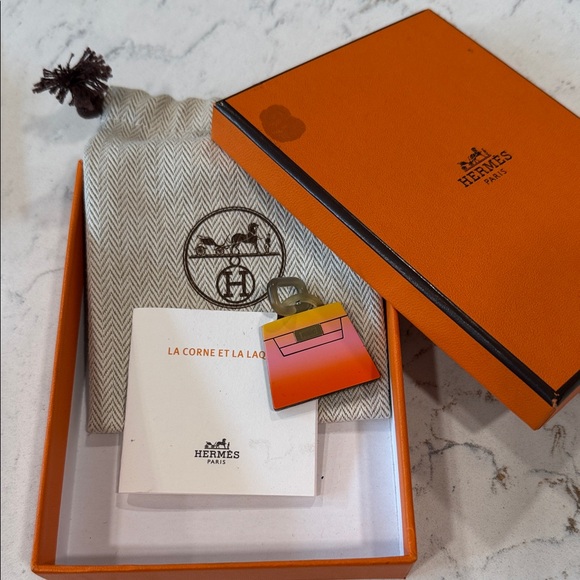 Hermès Kelly charm Orange Box with Accessories - Picture 1 of 5